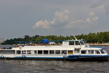 Теплохід Ріверест - 4 фото